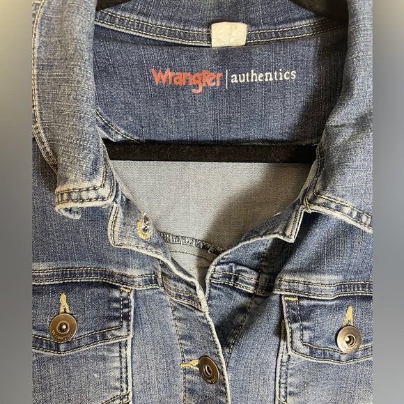 Wrangler Denim Jacket with pockets Size XL - Picture 3 of 8